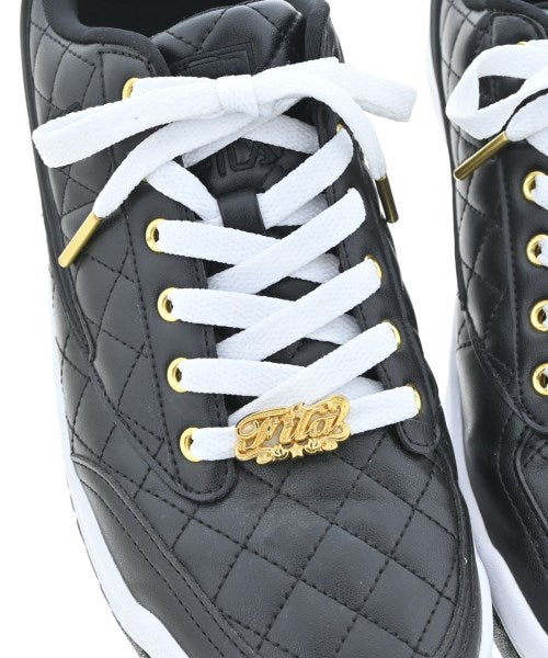 FILA รองเท้าผ้าใบ