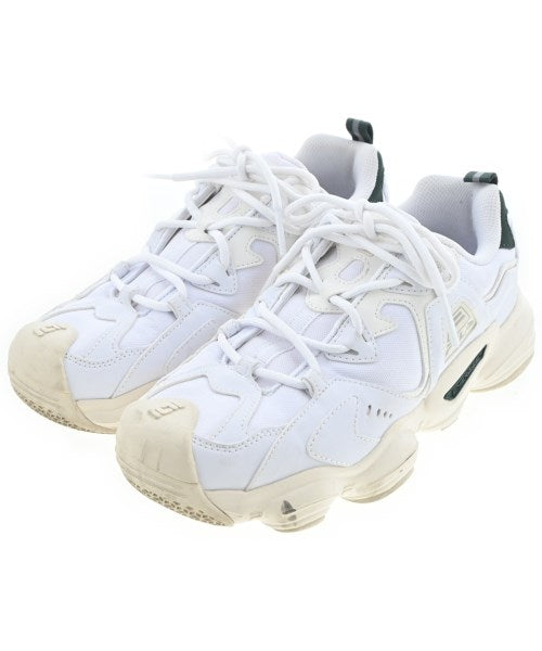 FILA รองเท้าผ้าใบ