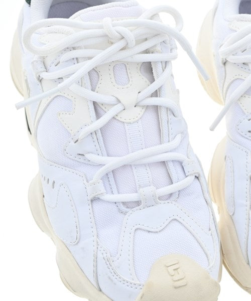 FILA รองเท้าผ้าใบ