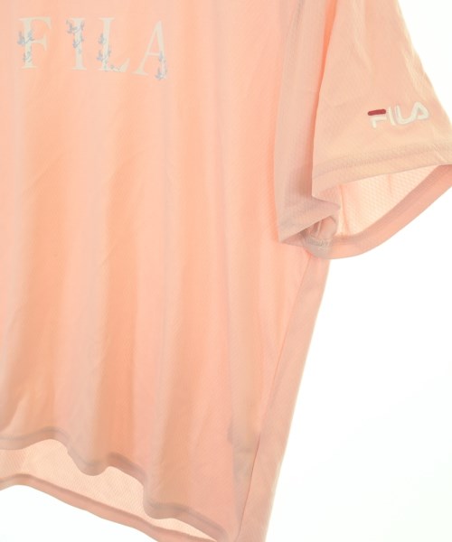 FILA เสื้อยืด/เสื้อท็อปส์
