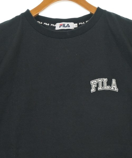 FILA เสื้อยืด/เสื้อท็อปส์