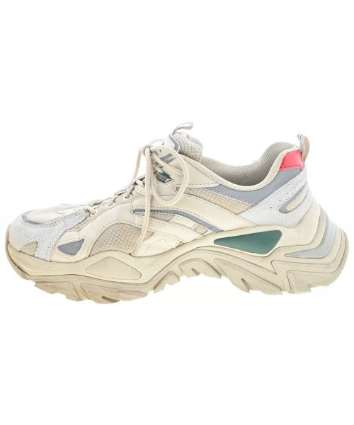 FILA รองเท้าผ้าใบ