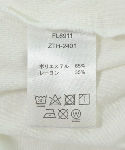 FILA เสื้อยืด/เสื้อท็อปส์