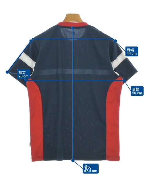 FILA เสื้อยืด/เสื้อท็อปส์