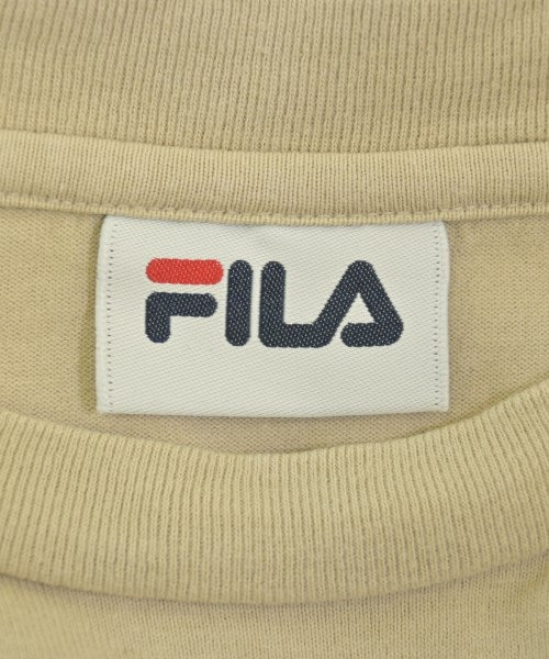 FILA เสื้อยืด/เสื้อท็อปส์