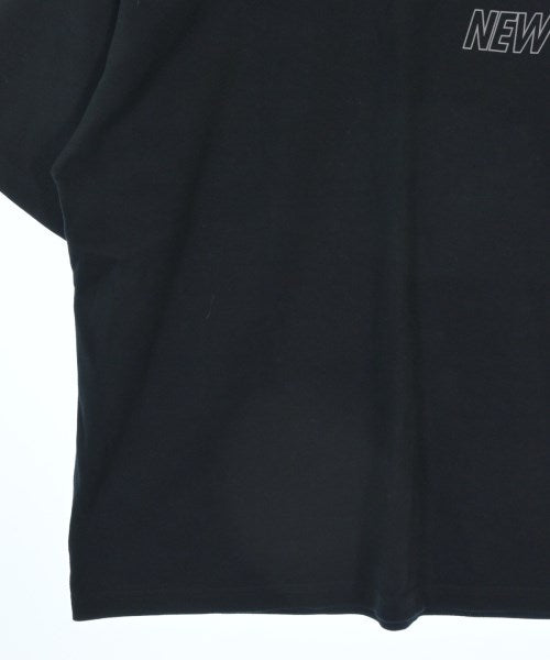 NEW ERA เสื้อยืด/เสื้อท็อปส์