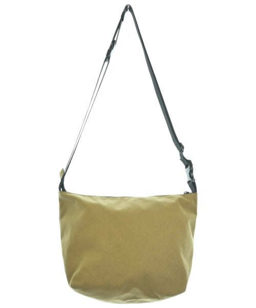 OUTDOOR products กระเป๋าสะพาย