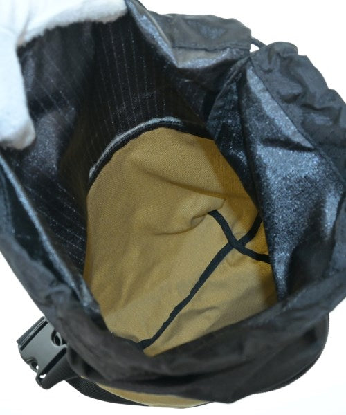 OUTDOOR products กระเป๋าสะพาย