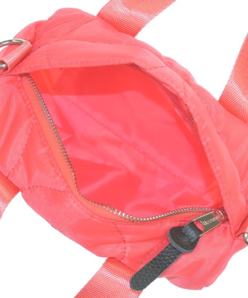 OUTDOOR products กระเป๋าถือ