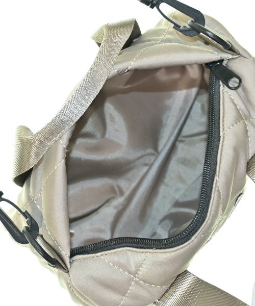 OUTDOOR products กระเป๋าถือ