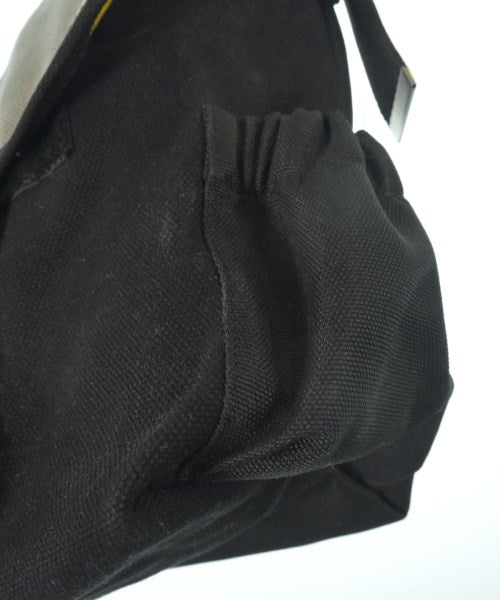 OUTDOOR products กระเป๋าสะพายข้าง