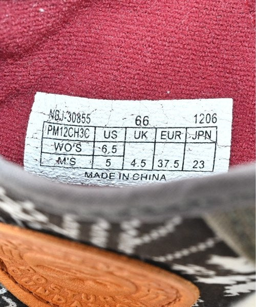PF-FLYERS รองเท้าผ้าใบ