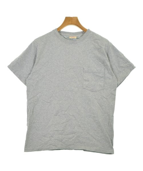 Good Wear เสื้อยืด/เสื้อท็อปส์