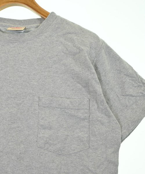 Good Wear เสื้อยืด/เสื้อท็อปส์