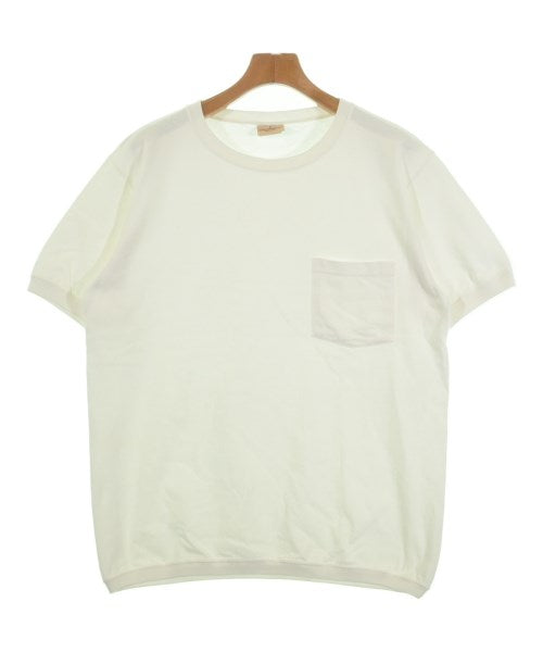 Good Wear เสื้อยืด/เสื้อท็อปส์