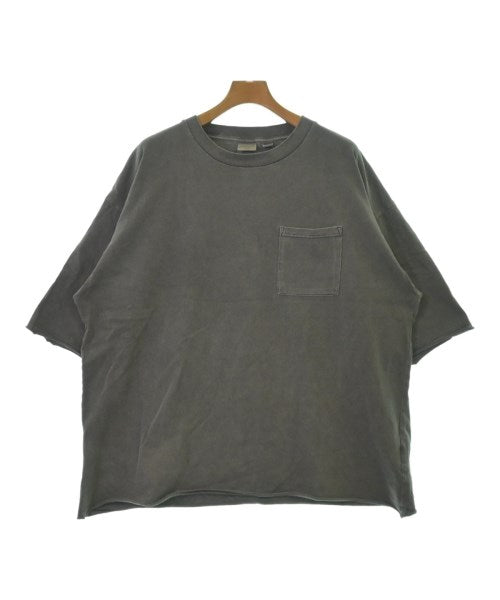 Good Wear เสื้อยืด/เสื้อท็อปส์
