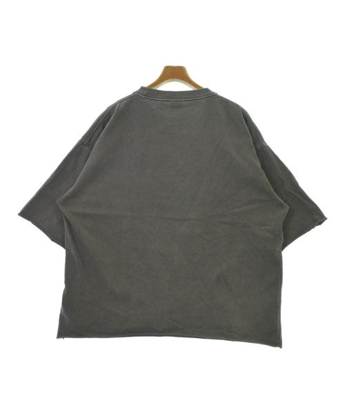 Good Wear เสื้อยืด/เสื้อท็อปส์