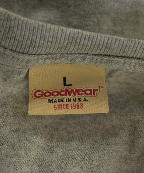 Good Wear เสื้อยืด/เสื้อท็อปส์