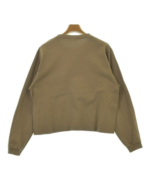 Good Wear เสื้อยืด/เสื้อท็อปส์