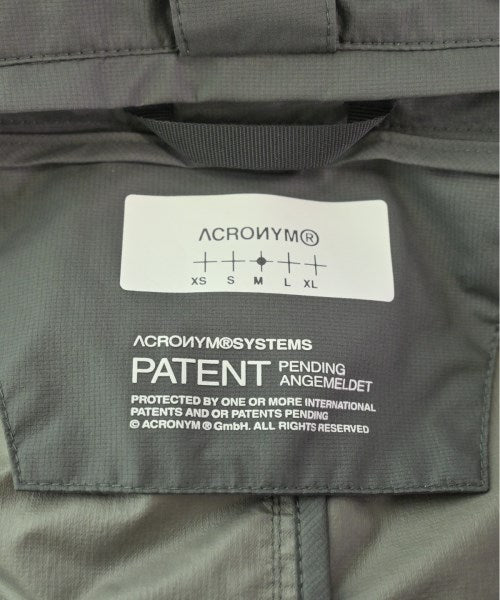 ACRONYM เสื้อพาร์กาภูเขา