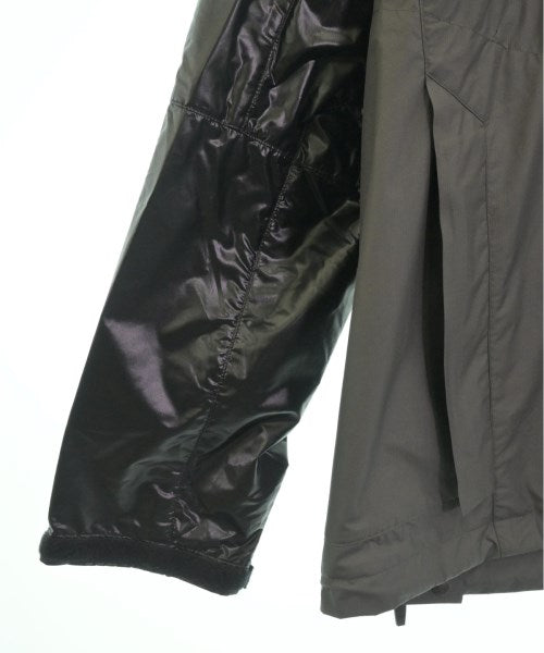ACRONYM เสื้อพาร์กาภูเขา