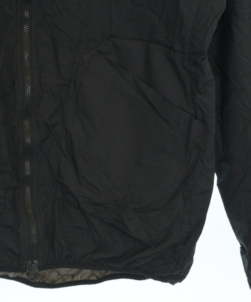 ACRONYM เสื้อพาร์กาภูเขา