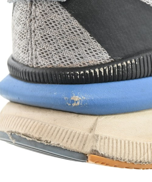 diadora รองเท้าผ้าใบ