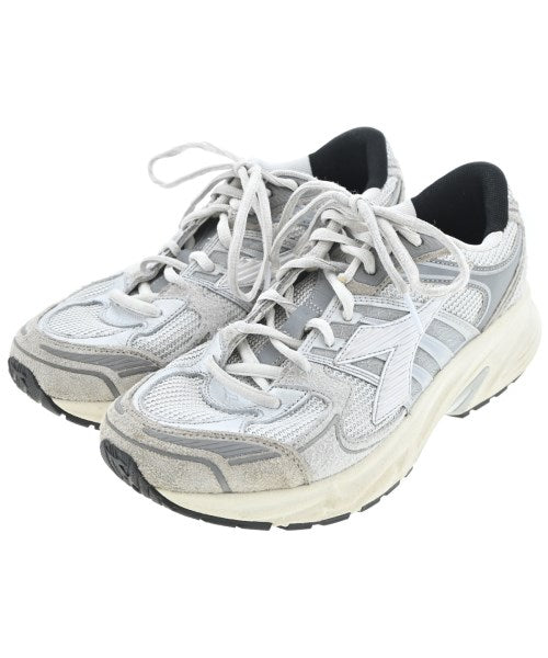 diadora รองเท้าผ้าใบ