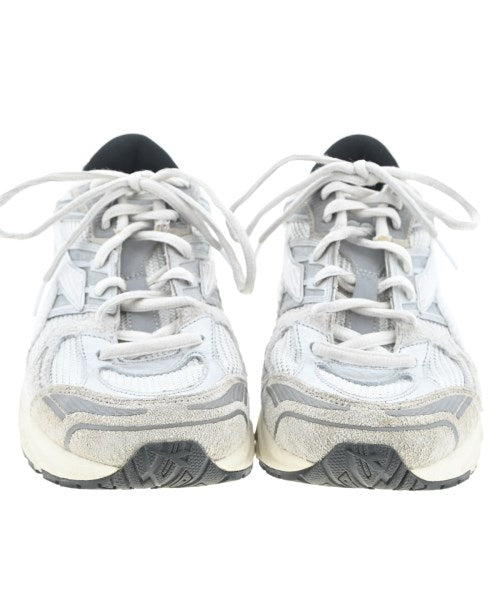 diadora รองเท้าผ้าใบ