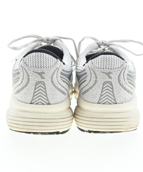 diadora รองเท้าผ้าใบ