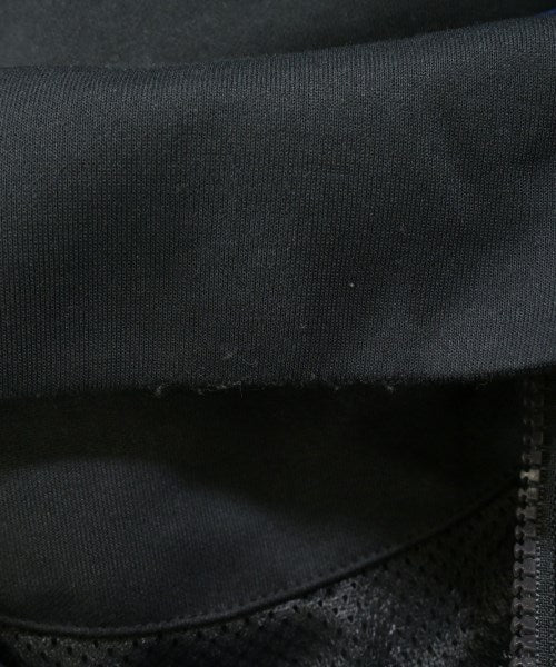 diadora เสื้อยืด/เสื้อท็อปส์