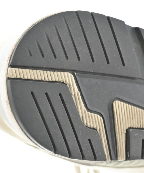 diadora รองเท้าผ้าใบ