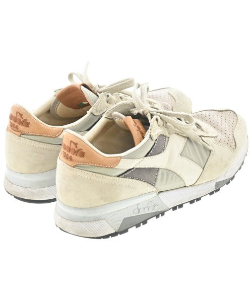 diadora รองเท้าผ้าใบ