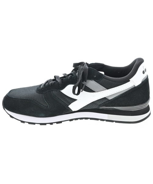 diadora รองเท้าผ้าใบ