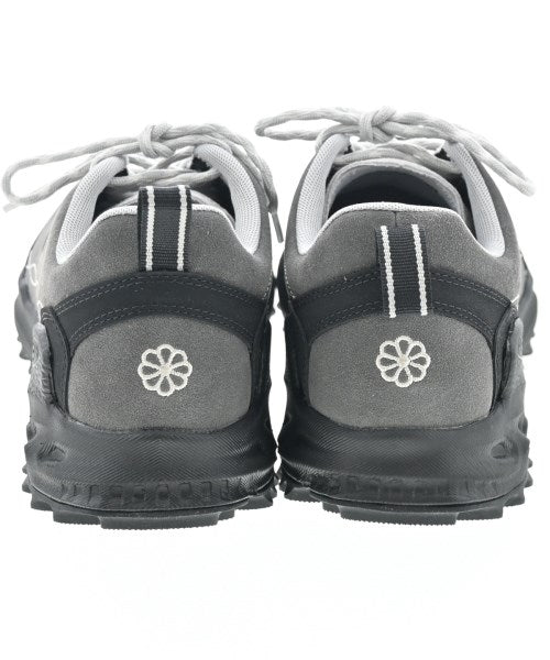 KEEN รองเท้าผ้าใบ