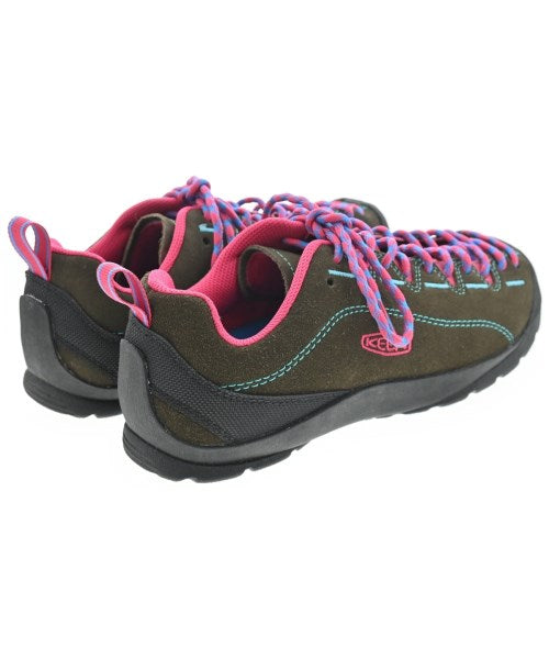 KEEN รองเท้าผ้าใบ