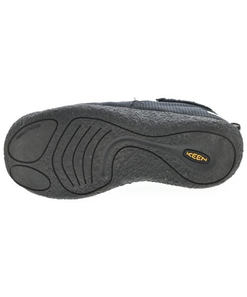KEEN รองเท้าผ้าใบ