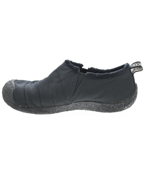 KEEN รองเท้าผ้าใบ