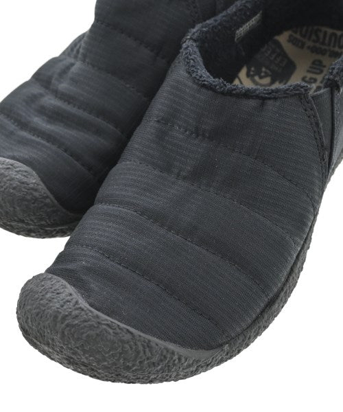 KEEN รองเท้าผ้าใบ