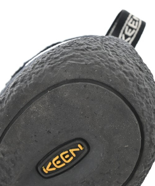 KEEN รองเท้าผ้าใบ