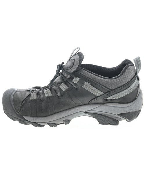 KEEN รองเท้าผ้าใบ