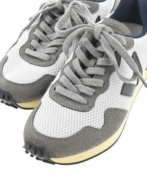 VEJA รองเท้าผ้าใบ