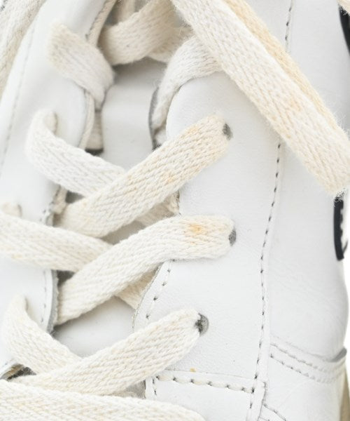 VEJA รองเท้าผ้าใบ