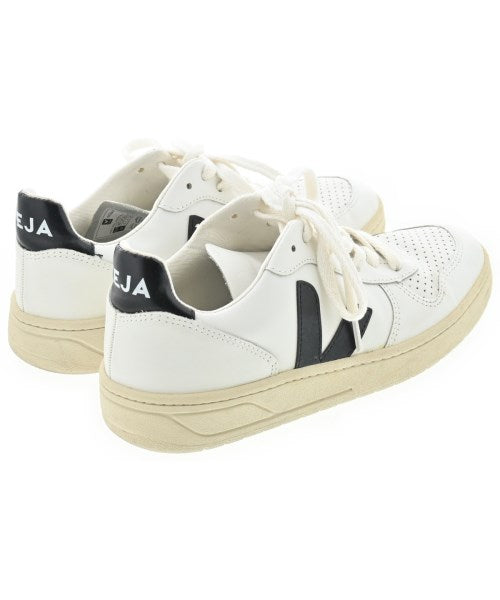 VEJA รองเท้าผ้าใบ