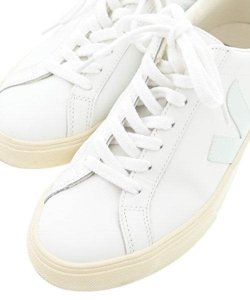 VEJA รองเท้าผ้าใบ