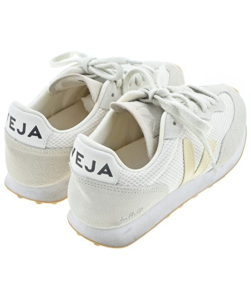 VEJA รองเท้าผ้าใบ