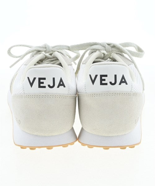 VEJA รองเท้าผ้าใบ