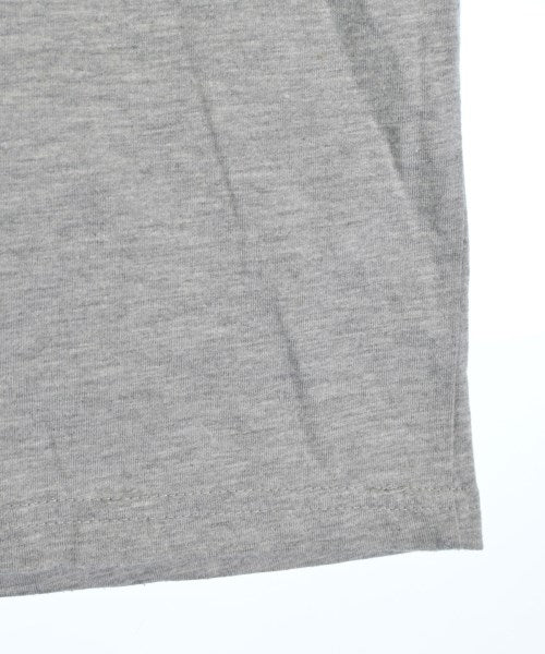 POLER เสื้อยืด/เสื้อท็อปส์