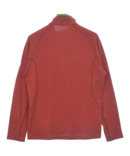FOXFIRE เสื้อยืด/เสื้อท็อปส์