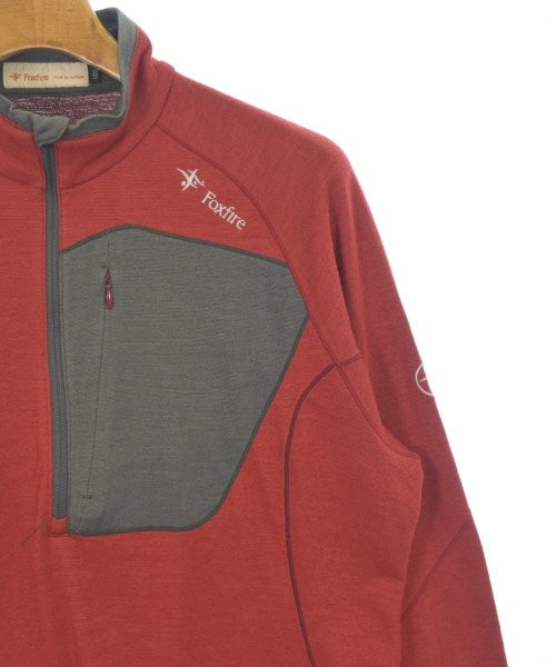 FOXFIRE เสื้อยืด/เสื้อท็อปส์